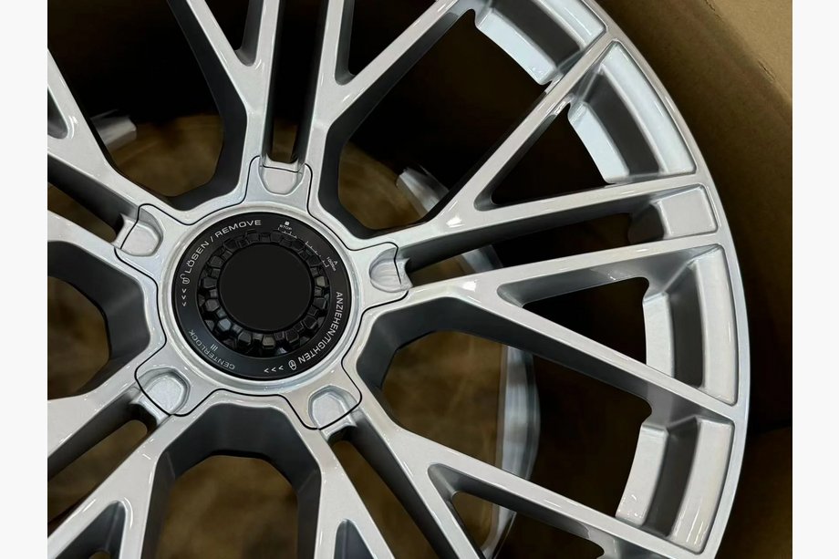 Porsche Panamera 2023– Geschmiedete OEM R21 V8 Felgen (4 Stk) Foto 8