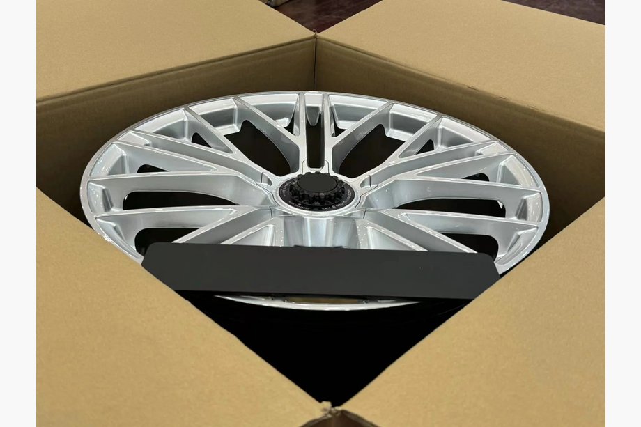Porsche Panamera 2023– Geschmiedete OEM R21 V8 Felgen (4 Stk) Foto 5