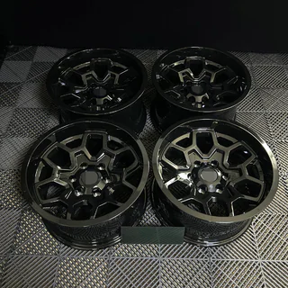 Geschmiedete OEM Felgen R17 (4 Stk) Foto 4