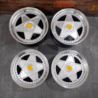 Geschmiedete OEM Felgen R18 R19 (4 Stk) Ferrari F8 Foto 2