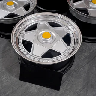 Geschmiedete OEM Felgen R18 R19 (4 Stk) Ferrari F8 Foto 1