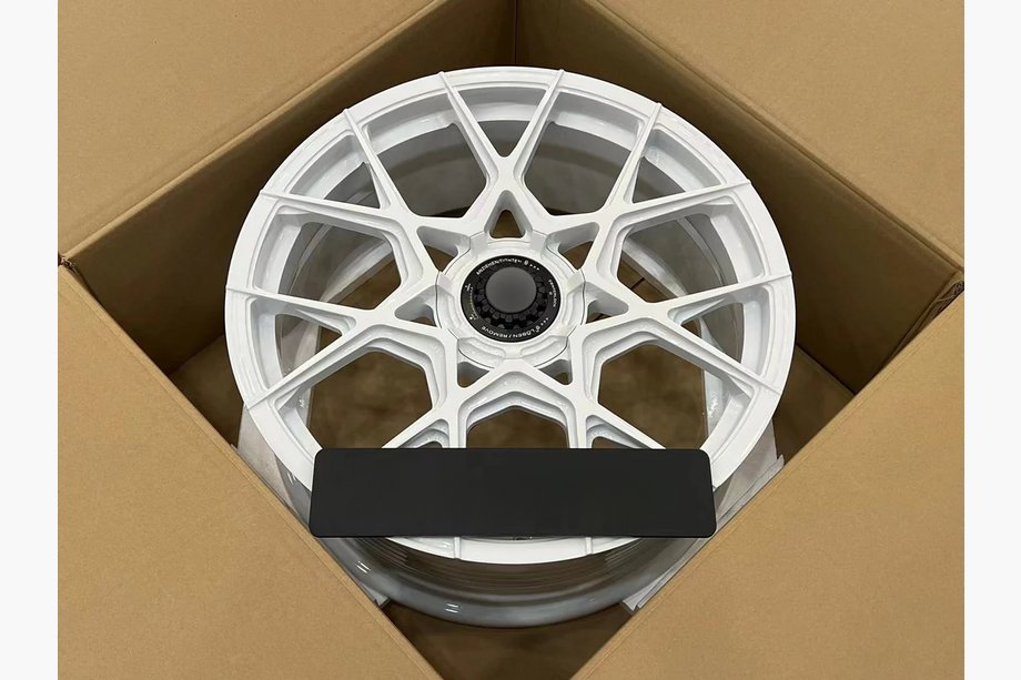 Lexus LFA 2010–2013 Geschmiedete OEM R20 V2 Felgen (4 Stk) Foto 2