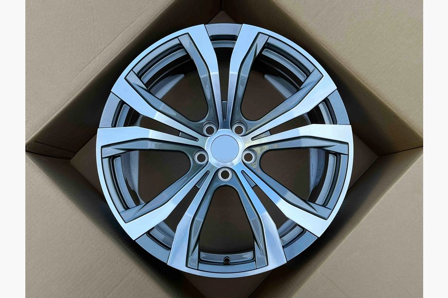 Lexus LFA 2010–2013 Geschmiedete OEM Felgen R20 V6 (4 Stk) Image