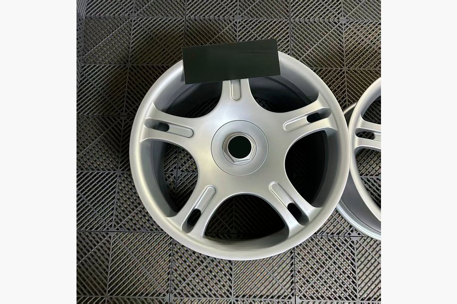 McLaren Artura Geschmiedete OEM Felgen R19 R20 (4 Stk) Foto 5