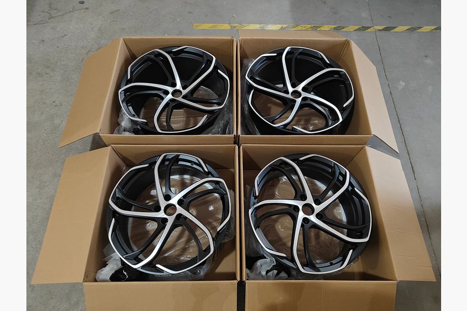 McLaren Artura Geschmiedete OEM Felgen R20 R21 (4 Stk) Foto 10
