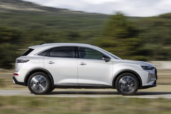 DS 7: Premium französischer Crossover mit Fokus auf Eleganz Foto 4