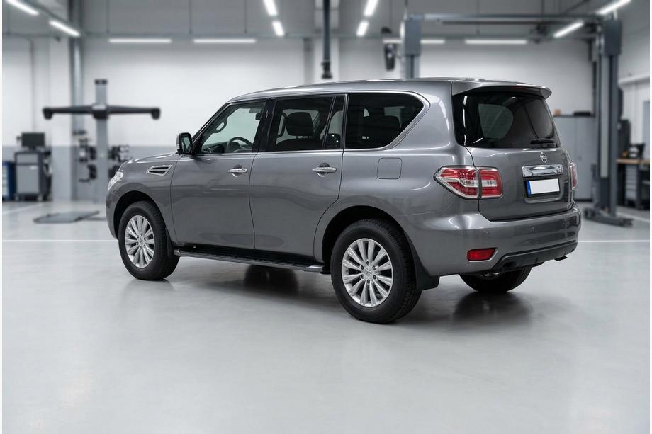 Nissan Patrol Y62 2010-2024 Seitenschweller Bosphorus Black (2 Stk., Aluminium) Foto 1