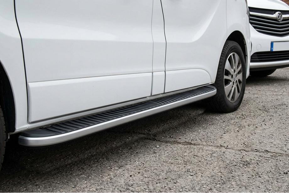 Renault Trafic 2001–2015 Seitenschweller Tayga Grey (2 Stk., Aluminium) Image