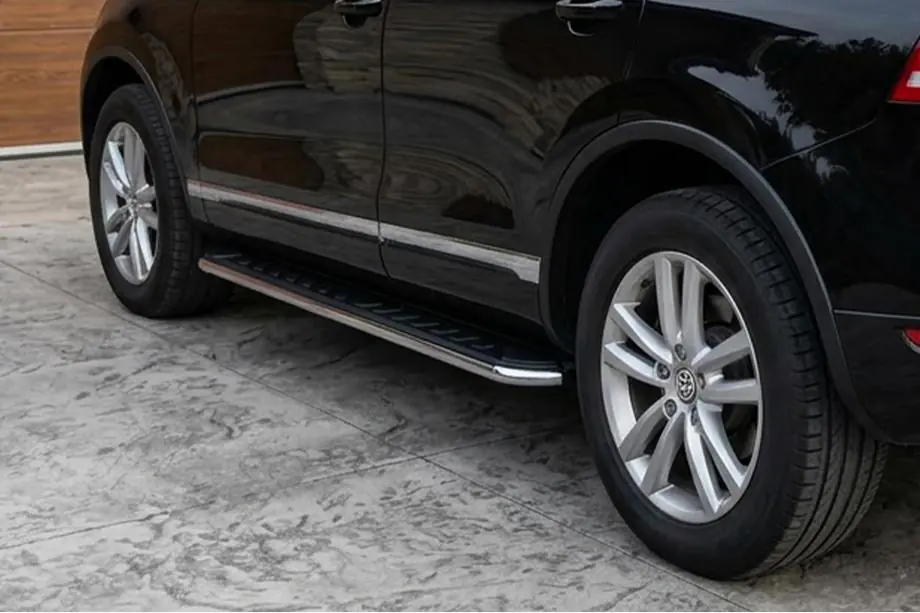 Porsche Cayenne 2003–2010 Trittbretter Maydos V1 (2 Stk., Aluminium & Edelstahl) Image