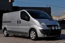 Opel Vivaro 2001–2015 Frontbügel WT018 Schwarz (Edelstahl) Foto 3