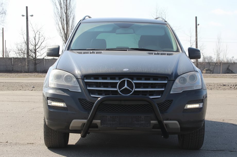 Mercedes ML W164 2005-2011 Frontschutz WT006 Schwarz (Edelstahl) Foto 1