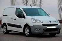 Peugeot Partner Tepee 2008-2018 Frontbügel WT007 Schwarz (Edelstahl) Foto 1