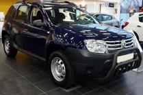 Renault Duster 2008–2017 Frontbügel WT002 Schwarz (Edelstahl) Foto 4