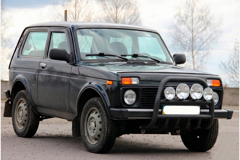 Lada Niva und Urban 1977- Frontbügel QT007 Schwarz (Edelstahl) Foto 3
