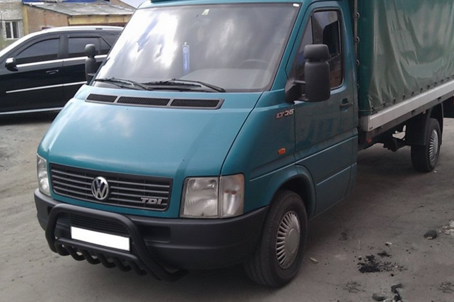 Volkswagen LT 1995-2006 Frontbügel WT002 Schwarz (Edelstahl) Image