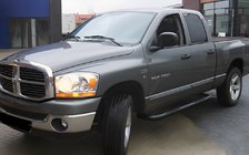 Dodge RAM (DR/DH/D1/DC/DM) 2002–2009 Seitliche Winkelrohre Black (2 Stk., Edelstahl) Foto 1
