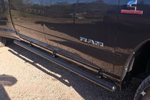 Dodge RAM (DR/DH/D1/DC/DM) 2002–2009 Seitliche Standardrohre Black (2 Stk., Edelstahl) Foto 2