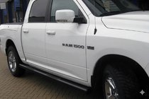 Dodge RAM (DR/DH/D1/DC/DM) 2002–2009 Seitliche Standardrohre Black (2 Stk., Edelstahl) Foto 1