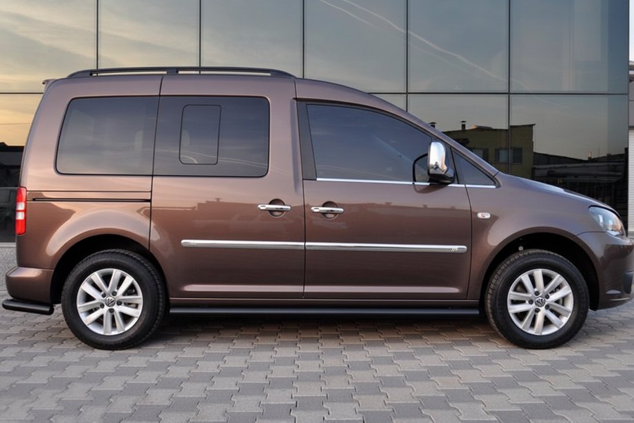 Volkswagen Caddy 2020- Seitenschutzrohre BB001 Schwarz (2 Stk., Edelstahl) Foto 9