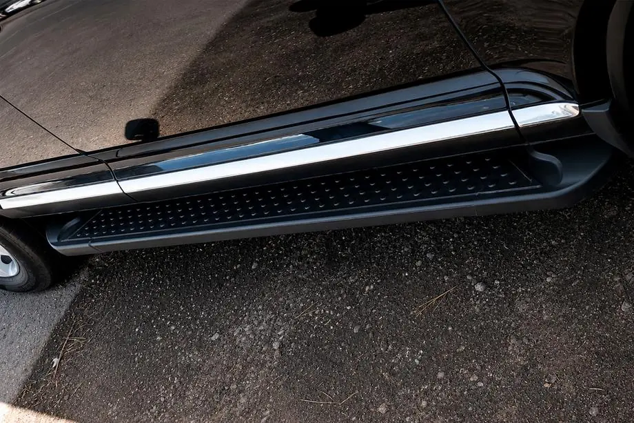 Volkswagen Touareg 2002–2010 Trittbretter Allmond Black (2 Stk., Aluminium) Foto 2