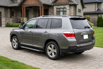Toyota Highlander 2008-2013 Seitenschweller RedLine V1 (2 Stk., Aluminium) Foto 1