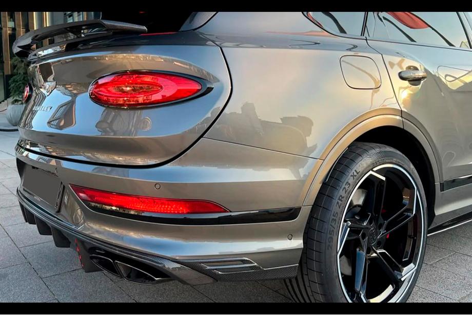 Bentley Bentayga 2015-2025 LRT-Design Carbon Bodykit Foto 7