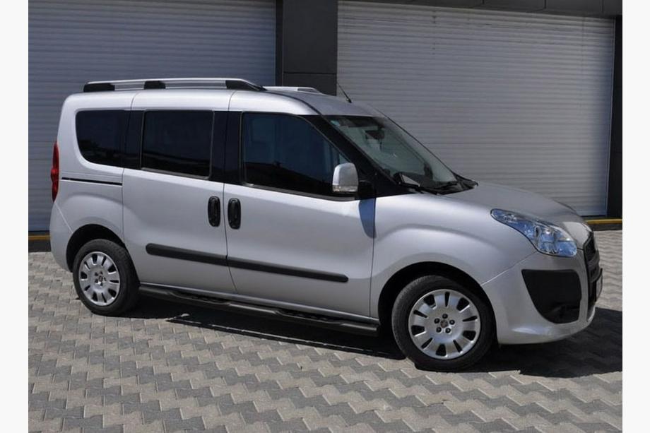 Fiat Doblo II 2010-2022 Seitenschutzrohre Black (2 Stk., Edelstahl) Foto 2