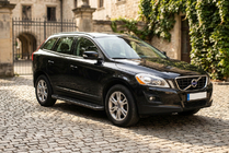 Volvo XC60 2009-2017 Trittbretter Allmond Black (2 Stk., Aluminium) Foto 1