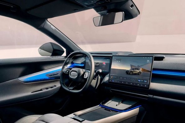 Lynk & Co 08: Test des Premium Plug-in-Hybrid SUV Foto 6