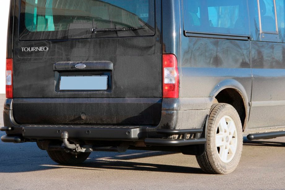 Ford Transit 2000–2014 Hintere Eckschutzrohre AK003-Double Black (Edelstahl) Foto 1