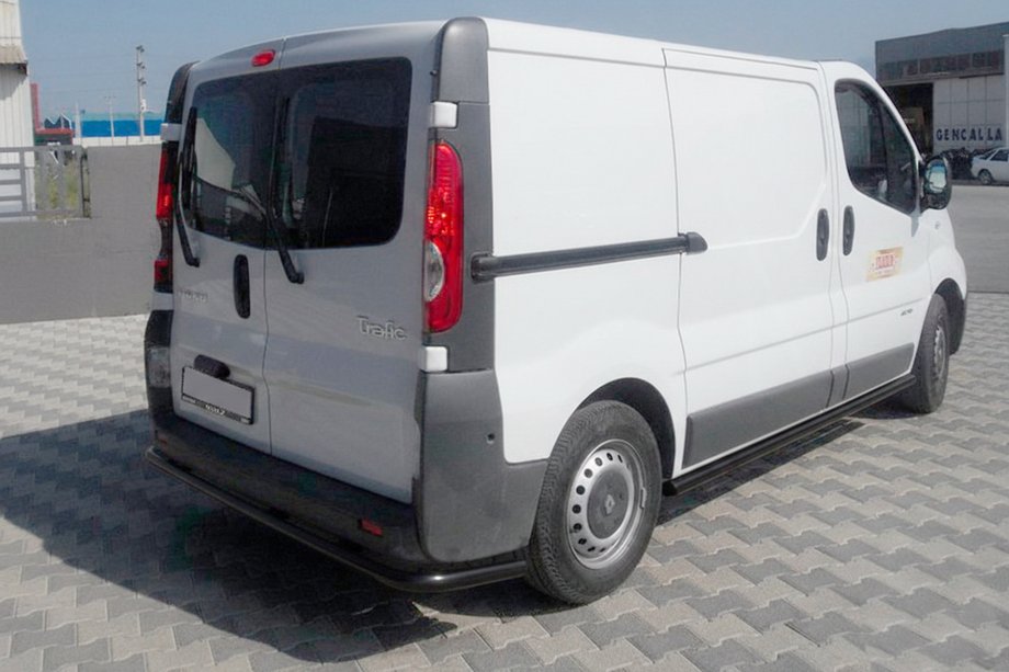 Nissan Primastar 2002-2014 Heckschutz AK005 Schwarz (Edelstahl) Foto 1