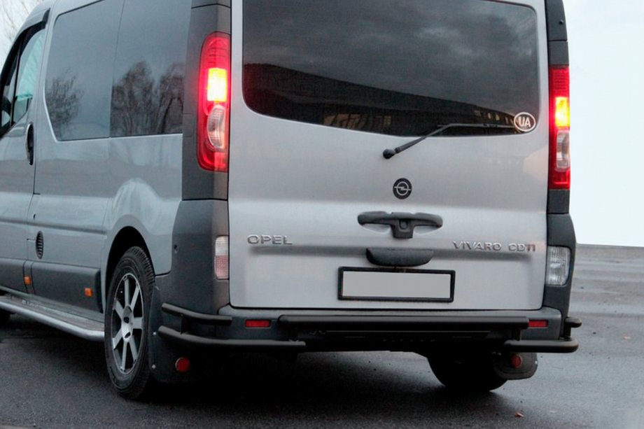 Nissan Primastar 2002-2014 Heckschutz AK-Special Black (Edelstahl) Foto 3