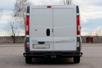 Renault Trafic 2001–2015 Heckschutz AK003-Plus-2 Schwarz (Edelstahl) Foto 2