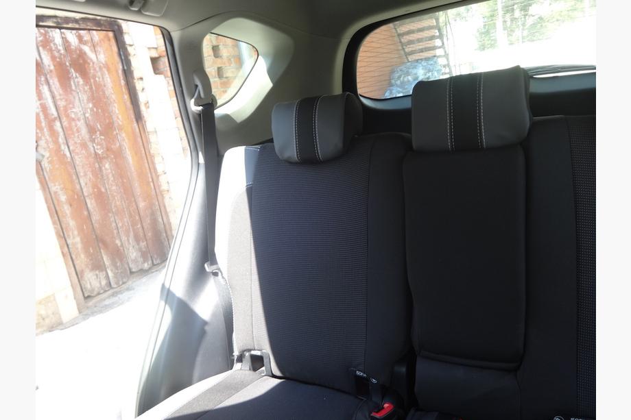 Toyota Rav 4 2013-2018 Autositzbezüge (Kunstleder↗Stoff, Premium) Foto 20