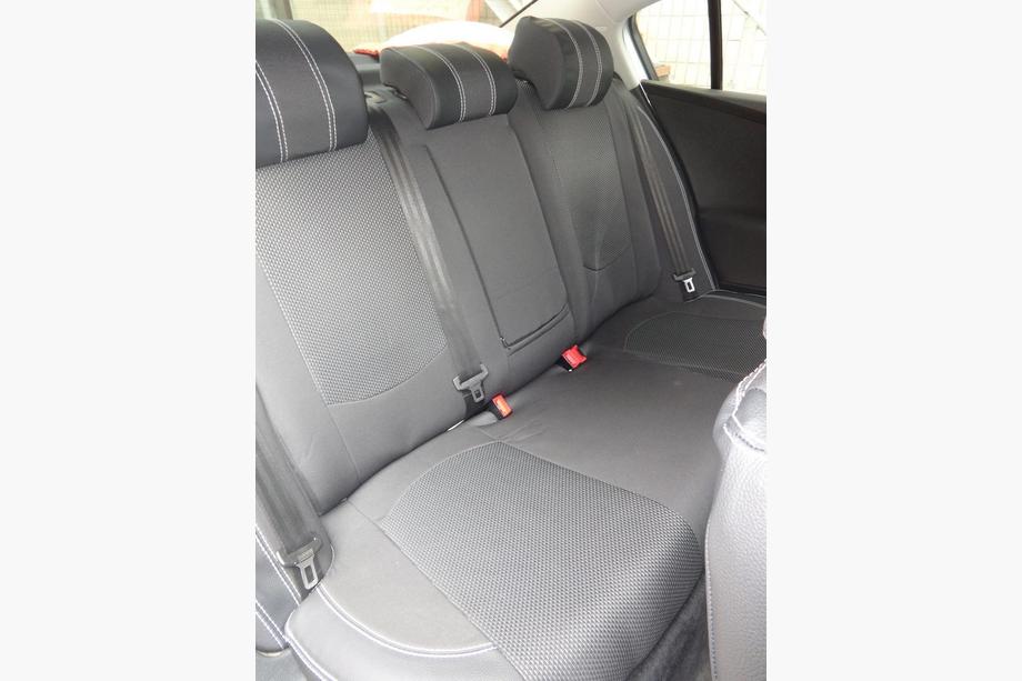 Volkswagen Passat B5 1997-2005 Autositzbezüge (Kunstleder↗Stoff, Premium) Foto 11