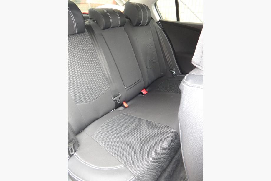 Volkswagen Passat B5 1997-2005 Autositzbezüge (Kunstleder↗Stoff, Premium) Foto 12