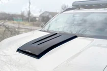 Renault Duster 2024- Motorhaube SCOOP (Matt) Foto 2