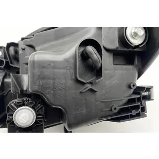 Scheinwerfer vorne (2019-2024, rechts) Mitsubishi L200 2015-2024 Foto 4