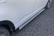 Toyota Highlander 2013-2019 Trittbretter Original Design (für EU und USA, 2 Stk, Aluminium) Foto 1