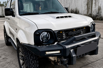 Suzuki Jimny 1998-2018 Scheinwerfer- und Kühlergrill-Set (Offroad) Foto 1