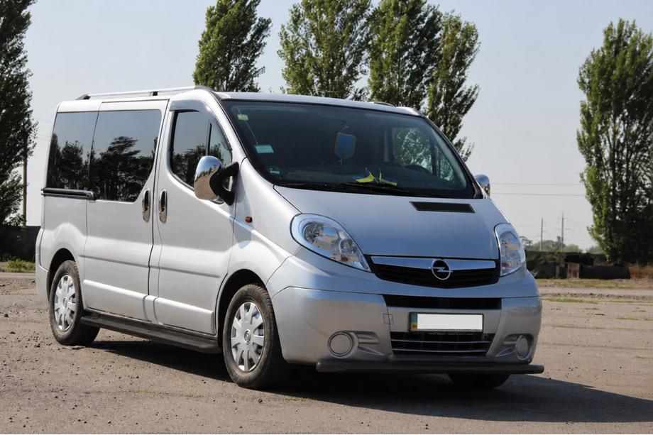 Opel Vivaro 2001–2015 Frontschutzbügel ST014 Schwarz (Edelstahl) Foto 2