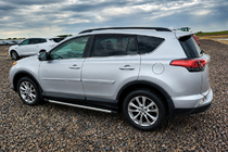 Toyota Rav 4 2019–2025 OEM Dachreling schwarz (Aluminium) Foto 1