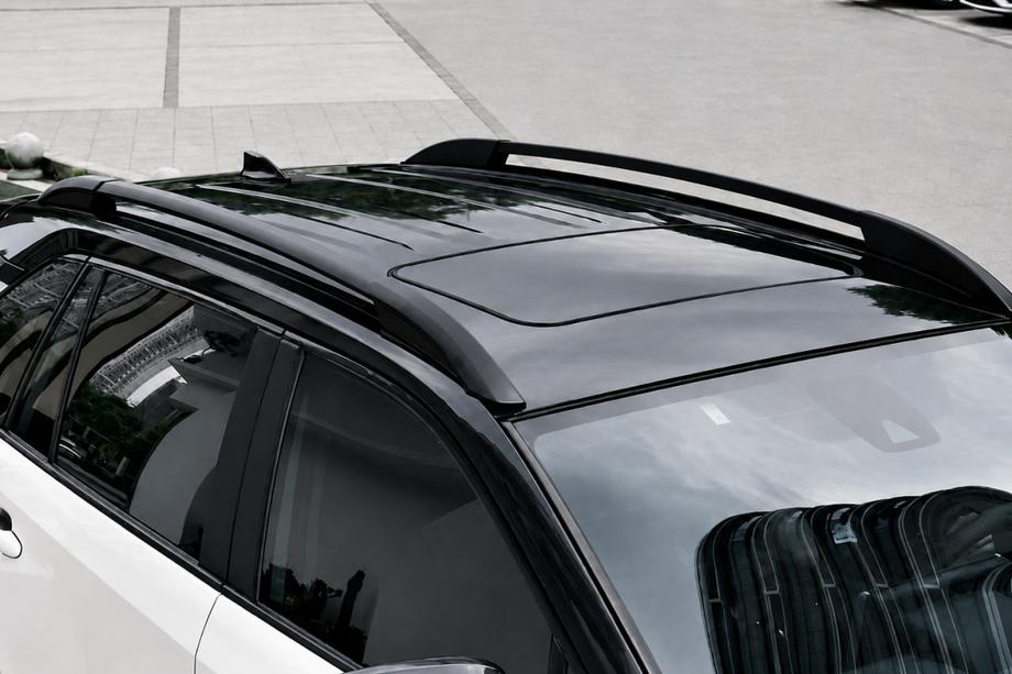 Toyota Corolla Cross 2020- OEM Dachreling schwarz (Aluminium) Foto 2