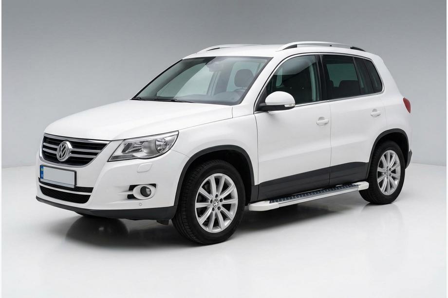 Volkswagen Tiguan 2007-2016 Seitenschweller Allmond White (2 Stk., Aluminium) Image