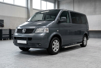 Volkswagen T5 Multivan 2003–2010 Trittbretter BlackLine (2 Stk, Aluminium) Kurzer Radstand Foto 3