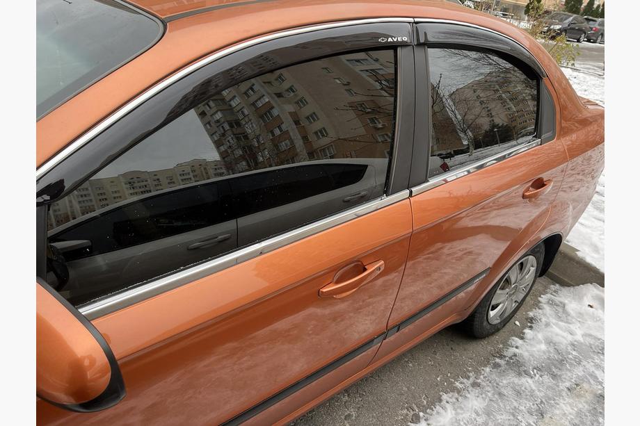Chevrolet Aveo T250 2005-2011 Fensterleisten unten Edelstahl (4 Stk.) Limousine Image