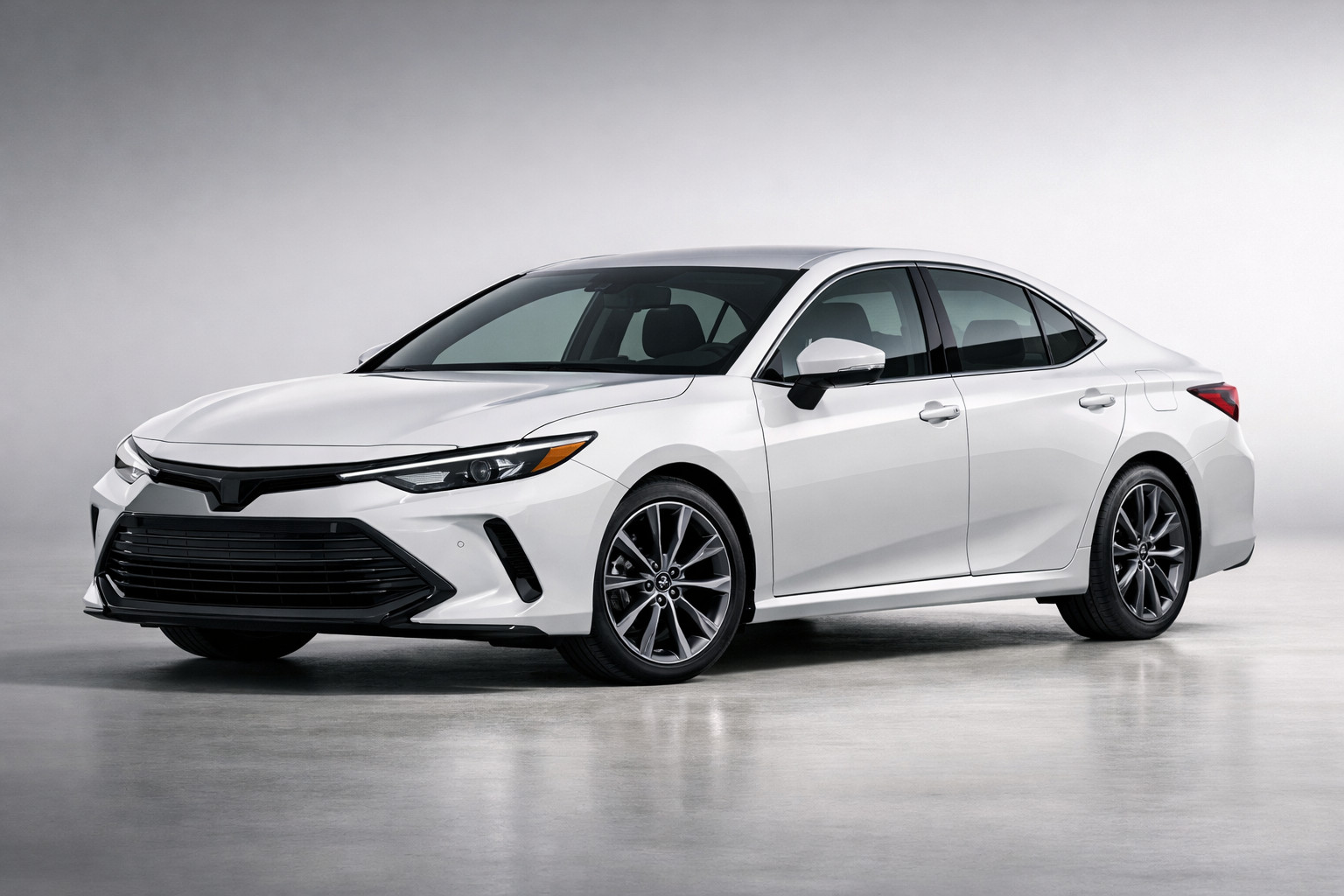 Toyota Camry XV80 im Test: neuer Hybrid-Sedan für Stadt und Autobahn