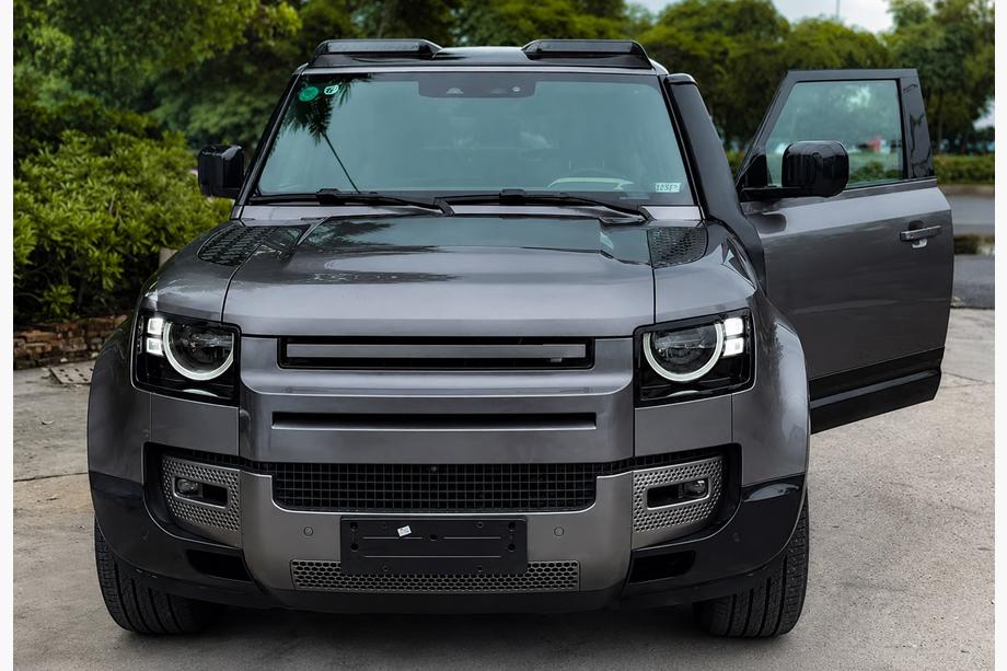 Land Rover Defender 2019- Sonnenblende für Frontscheibe mit 2 LED Foto 1