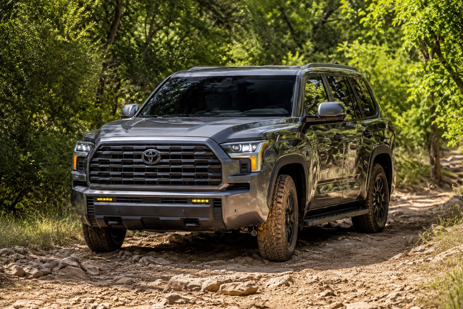Toyota Sequoia 2027: Facelift und werkseitiges Offroad-Paket Trailhunter