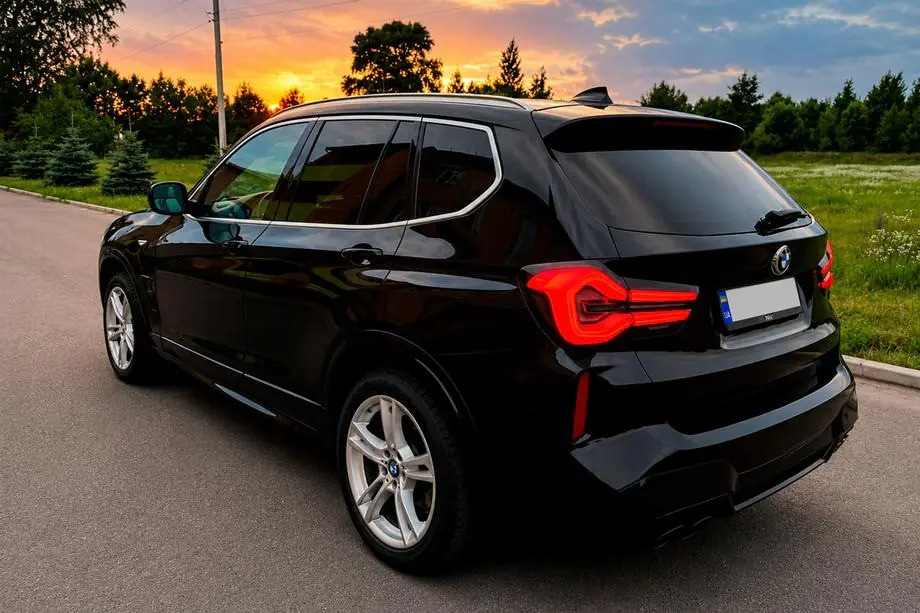 BMW X3 F25 2011–2018: Einbau eines Facelift-Kits im X3M F97 2024-Stil